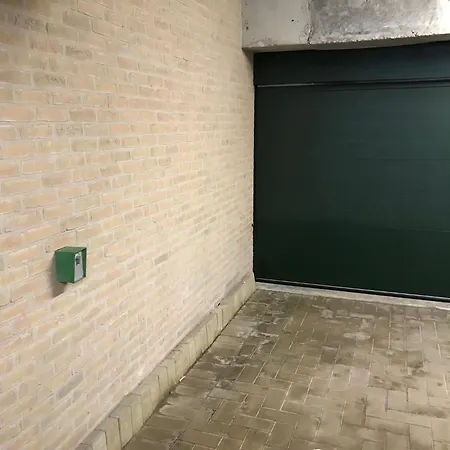 Appt Pablo Met Prive-garage, Vlakbij Zee, In Koksijde-bad * Koksijde
